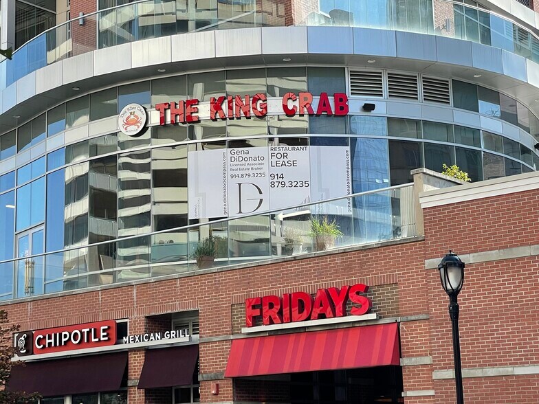 More Photos Of 250-270 Main St, White Plains Hotel For Lease