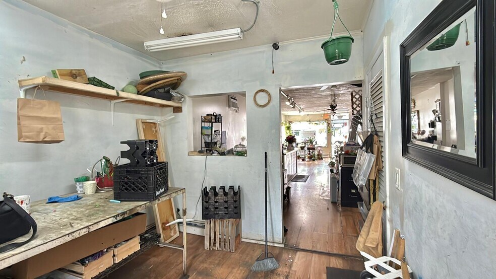 More Photos Of 718 Broadway, Bayonne Apartments For Lease