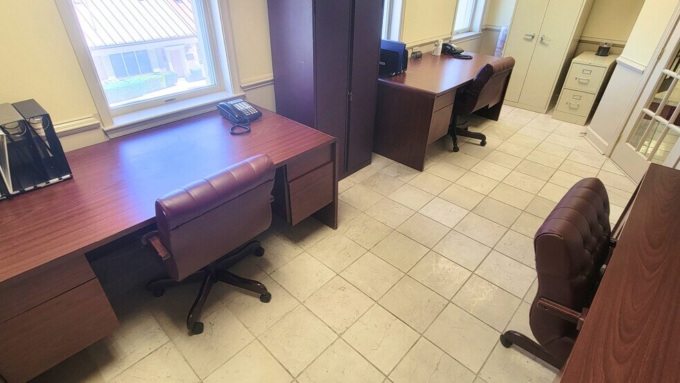 More Photos Of 12100-12128 Heritage Park Cir, Silver Spring Medical For Sale