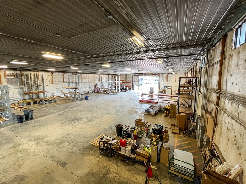More Photos Of 11835 Quaal Rd, Black Hawk Warehouse For Lease