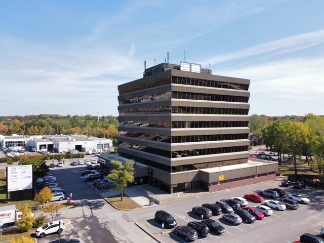Primary Photo Of 1600A Boul Saint-Martin E, Laval Office Residential For Lease