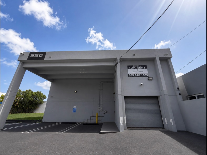 More Photos Of 550 NW 29th St, Miami Warehouse For Lease