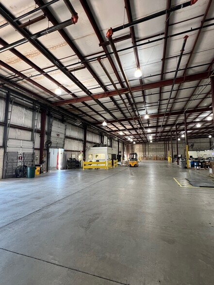 More Photos Of 4520 Old Troup Hwy, Tyler Distribution For Lease