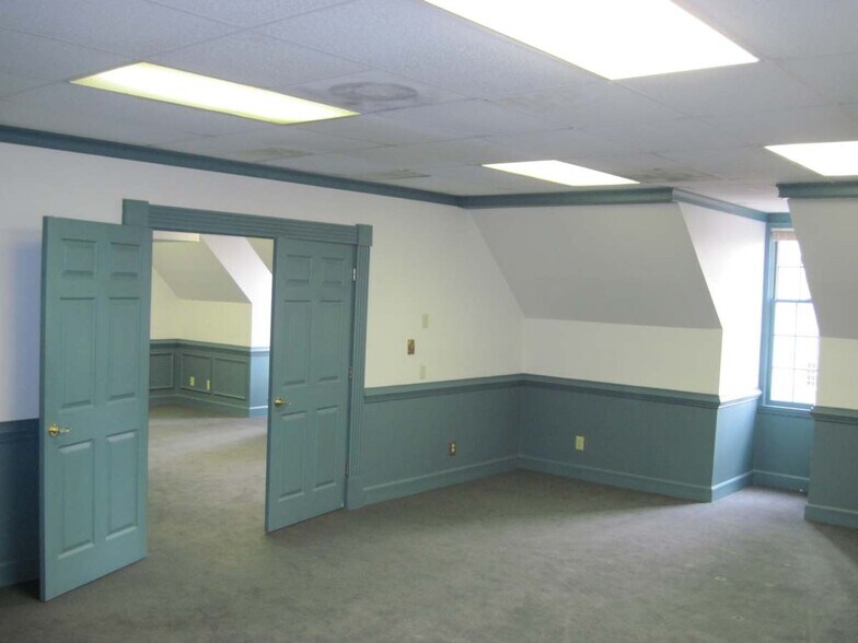 More Photos Of 1225 Johnson Ferry Rd, Marietta Medical For Sale