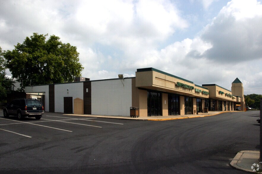 More Photos Of 785 Rockville Pike, Rockville General Retail For Lease