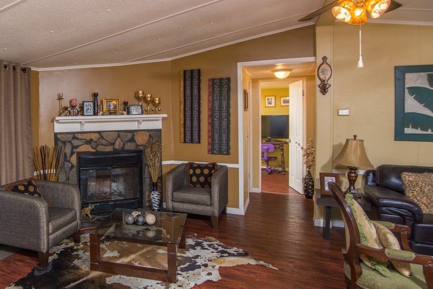 More Photos Of 1211 Cypress Rd, Saint Augustine Manufactured Housing Mobile Home Park For Sale