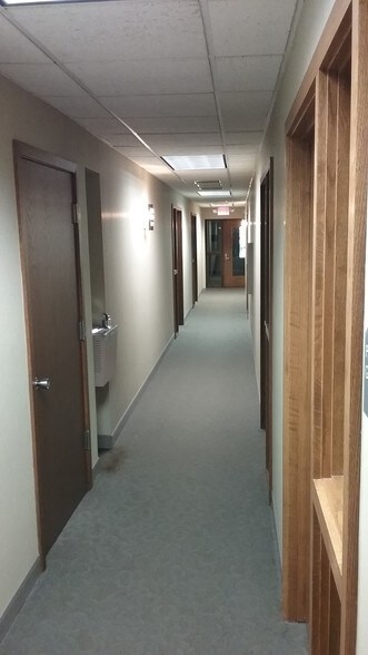 More Photos Of 20700 Watertown Rd, Waukesha Unknown For Lease