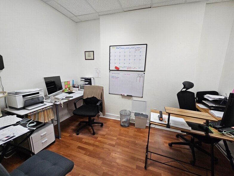 More Photos Of 12550 Biscayne Blvd, North Miami Medical For Sale