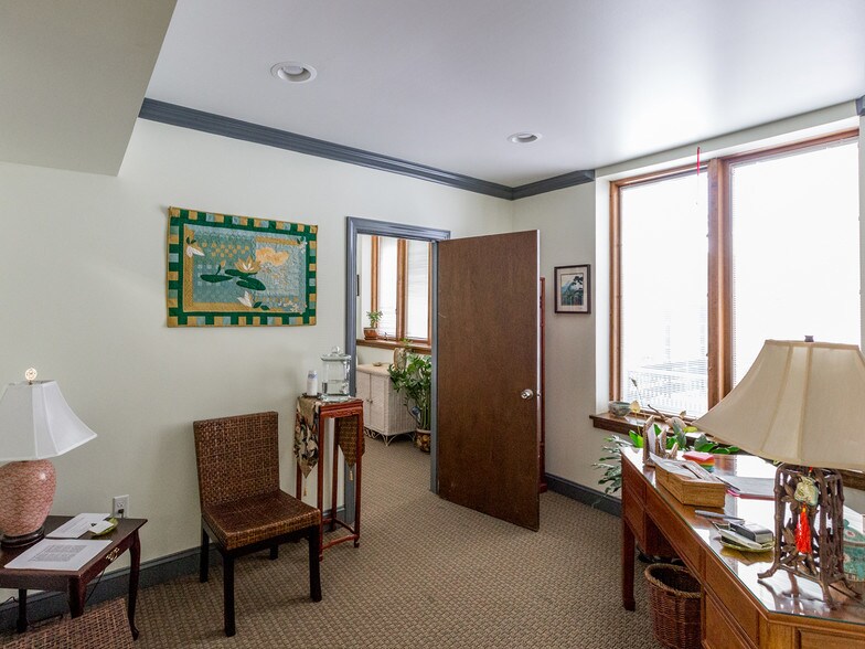 More Photos Of 110 E State St, Kennett Square Storefront Retail Office For Lease