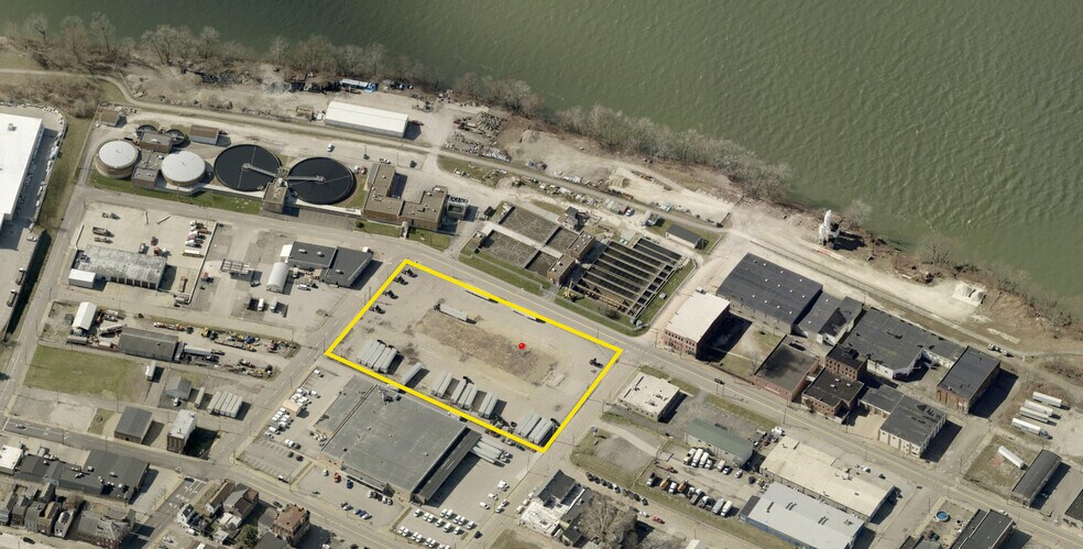 More Photos Of 2400 Main St, Wheeling Land For Lease