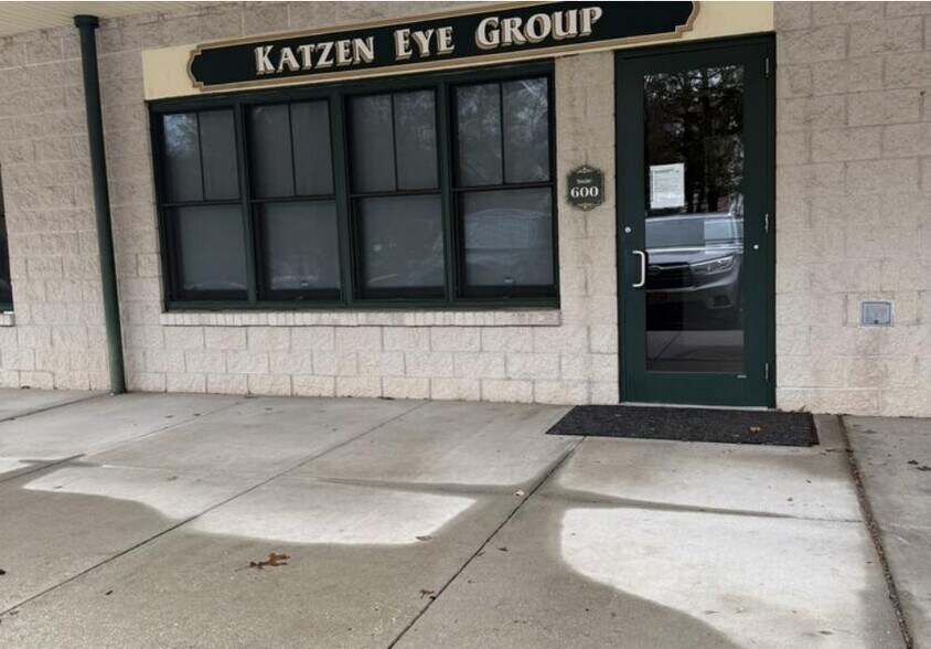 More Photos Of 111 Mount Carmel Rd, Parkton Storefront Retail Office For Lease