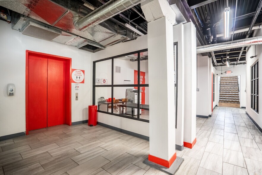 More Photos Of 522 W San Francisco Ave, El Paso Coworking Space