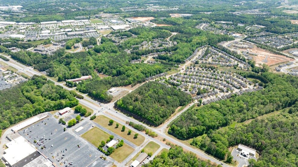 More Photos Of 201 Bullsboro Dr, Newnan Land For Sale
