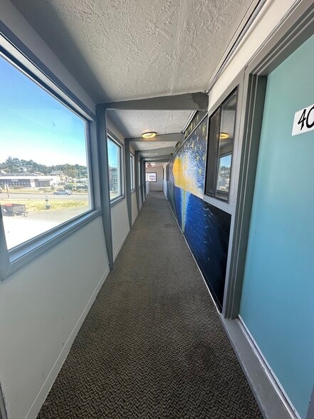 More Photos Of 754 SW Coast Hwy, Newport Hotel For Sale