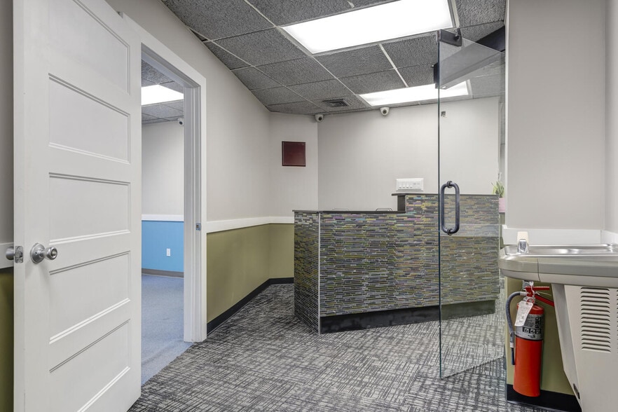 More Photos Of 1575 Hillside Ave, New Hyde Park Medical For Sale