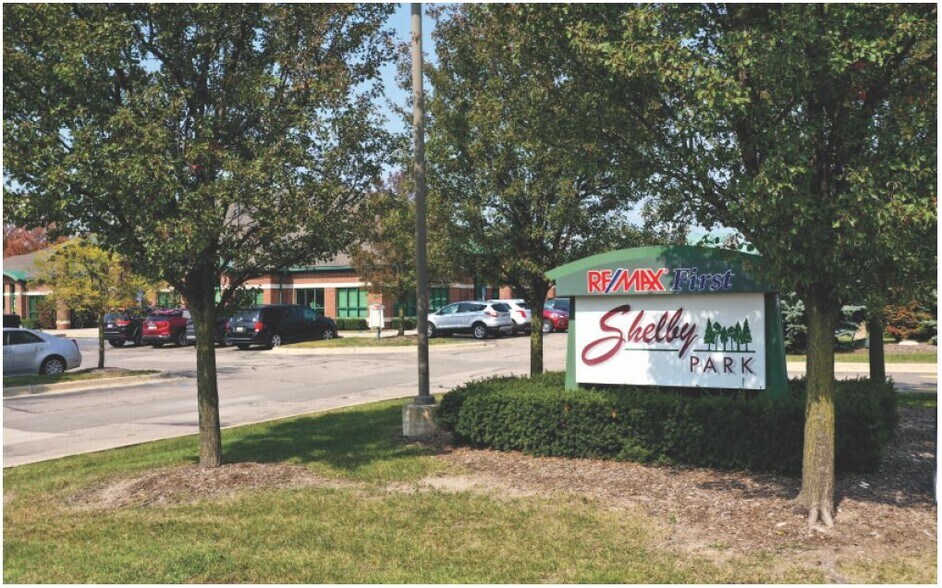 More Photos Of 48581-48625 Hayes Rd, Shelby Township Medical For Lease