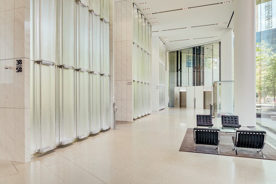 More Photos Of 1445 Ross Ave, Dallas Office For Sale