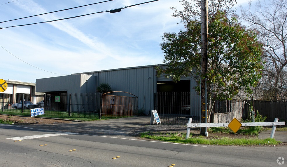 More Photos Of 60 W Barham Ave, Santa Rosa Service For Lease