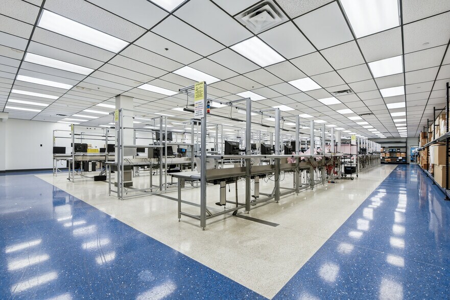 More Photos Of 403 S Raymond Ave, Pasadena Self Storage For Sale