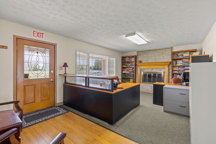 More Photos Of 4901 Central College Rd, Westerville Office Residential For Sale