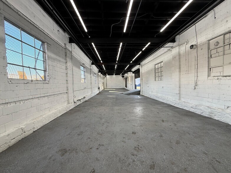More Photos Of 250 Mechanic St, Camden Manufacturing For Lease
