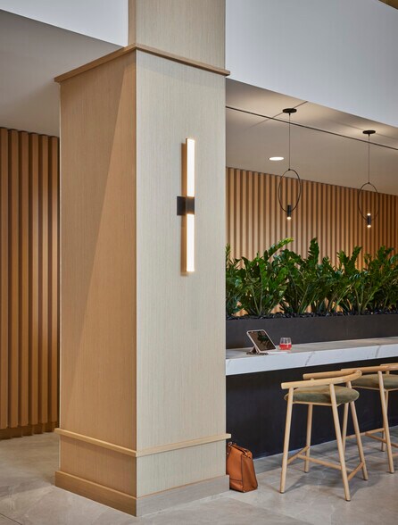 More Photos Of 2425 E Camelback Rd, Phoenix Office For Sale