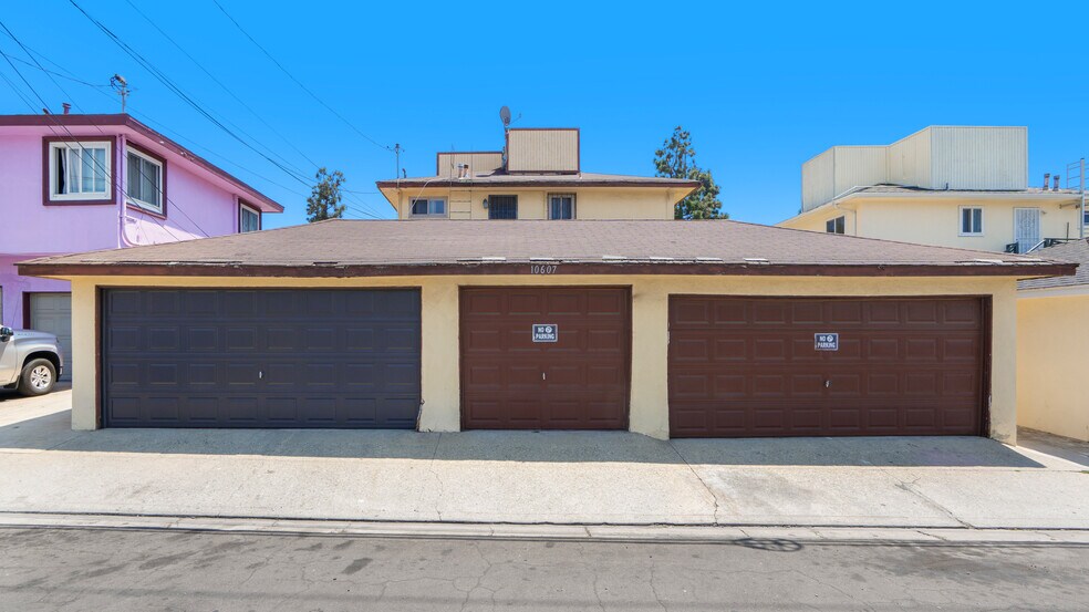 More Photos Of 10607 Crenshaw Blvd, Inglewood Apartments For Sale