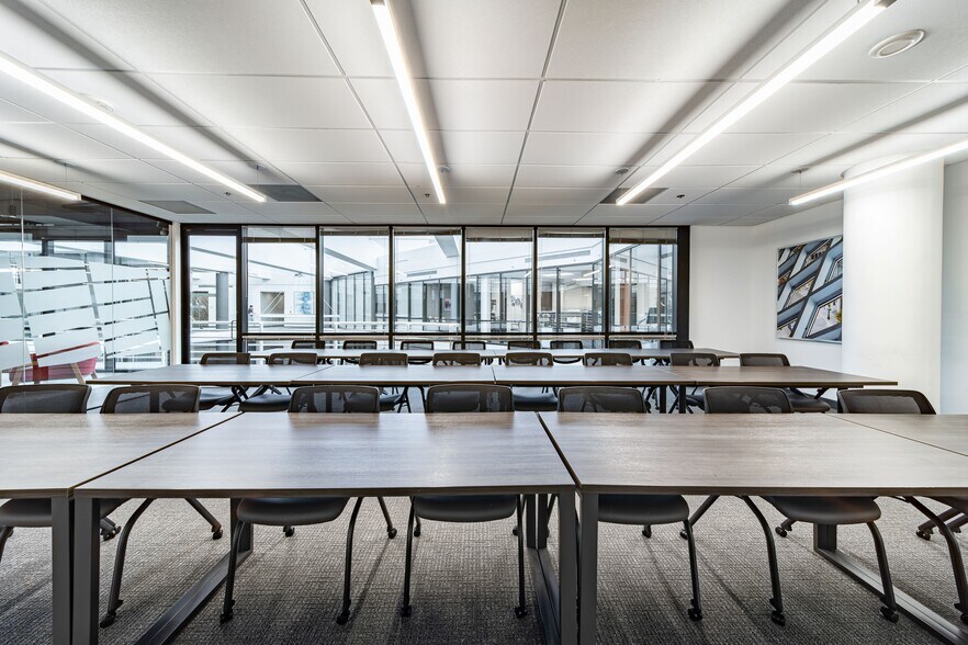 More Photos Of 500 N Central Expy, Plano Coworking Space