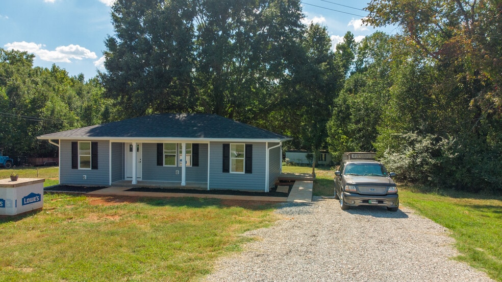 More Photos Of 5735 Fallston Rd, Lawndale Flex For Sale