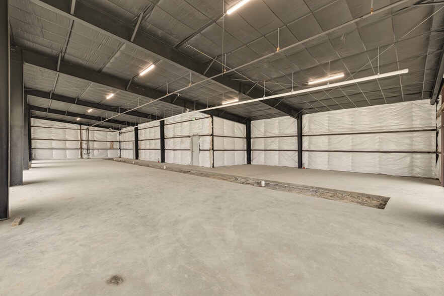 More Photos Of 840 S Business IH 35 St, New Braunfels Storefront For Lease