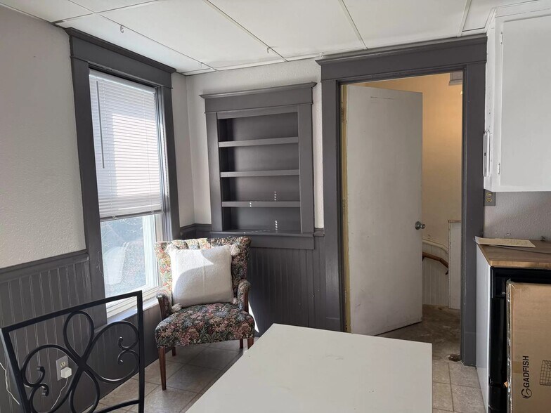 More Photos Of 840 S 3rd Ave, Wausau Storefront Retail Residential For Sale