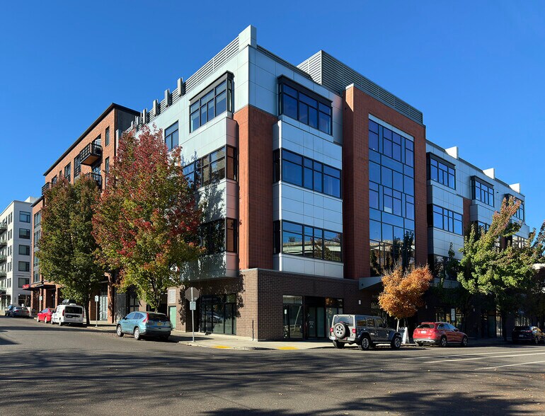 More Photos Of 1515 NW 18th Ave, Portland Medical For Lease