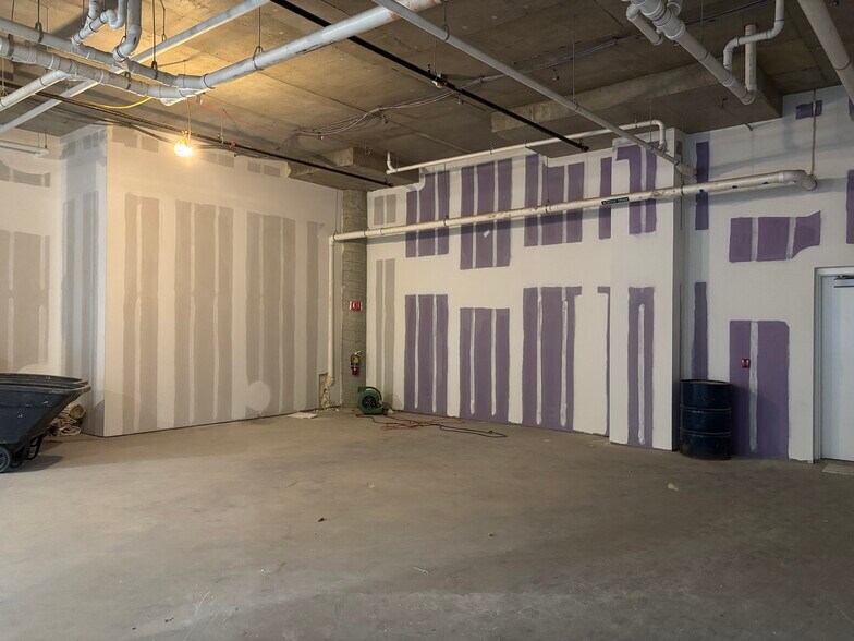 More Photos Of 159 Main St, Hempstead Apartments For Lease