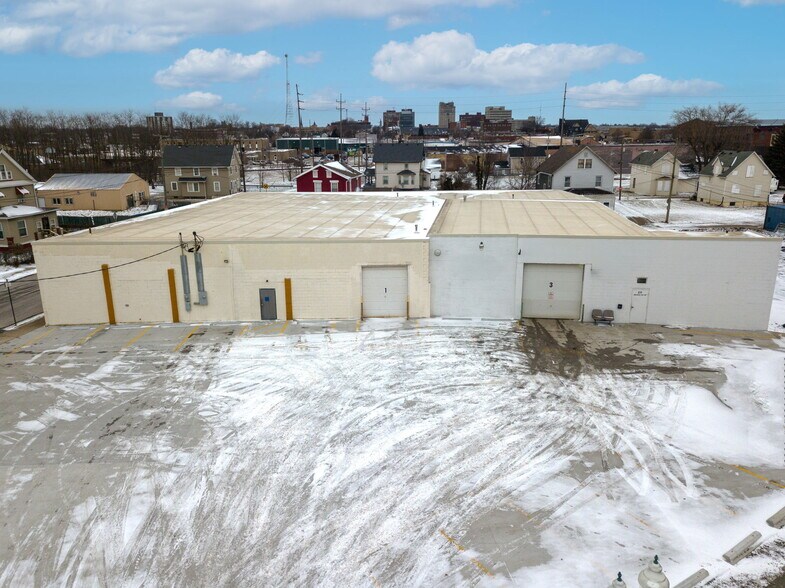 More Photos Of 219 Navarre Rd SW, Canton Warehouse For Sale