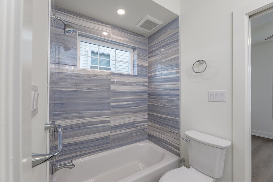 More Photos Of 5201 Atlantic ave, Ventnor City Apartments For Sale