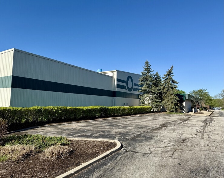 Primary Photo Of 21845 Drake Rd, Strongsville Manufacturing For Sale