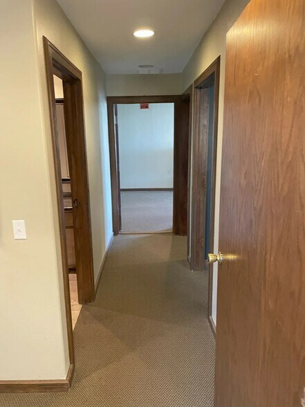 More Photos Of 6406 N Santa Fe Ave, Oklahoma City Office For Sale