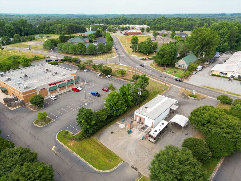 More Photos Of 921 Yadkinville Rd, Mocksville Carwash For Sale