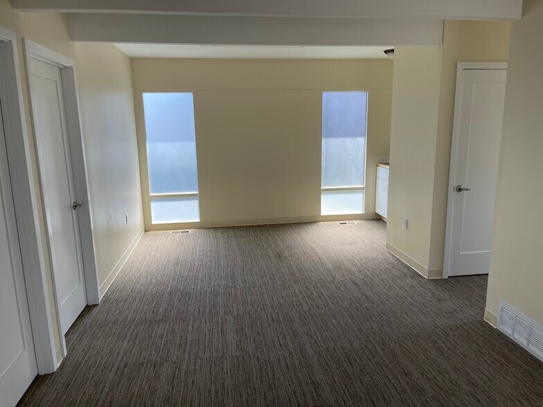 More Photos Of 3715 Factoria Blvd SE, Bellevue Office For Lease
