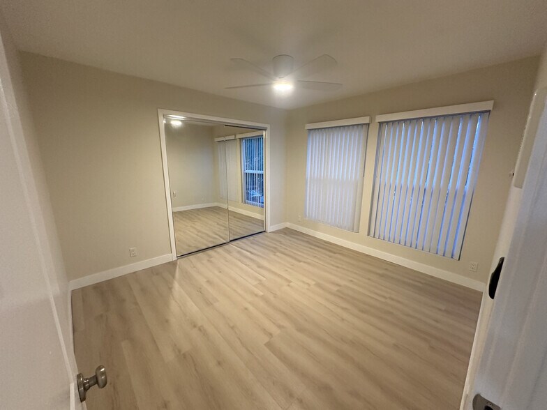 More Photos Of 4843-4845 Voltaire St, San Diego Apartments For Sale