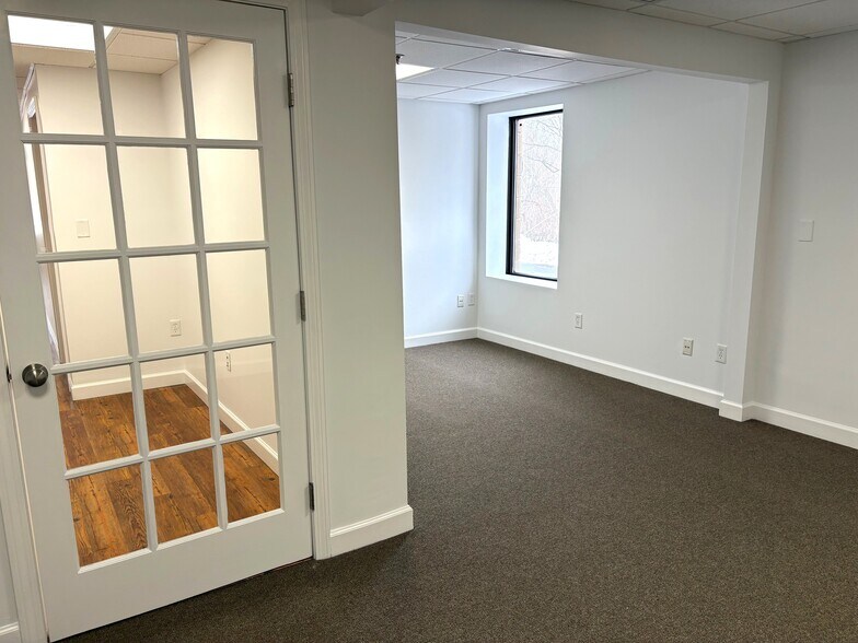 More Photos Of , North Andover Flex For Sale