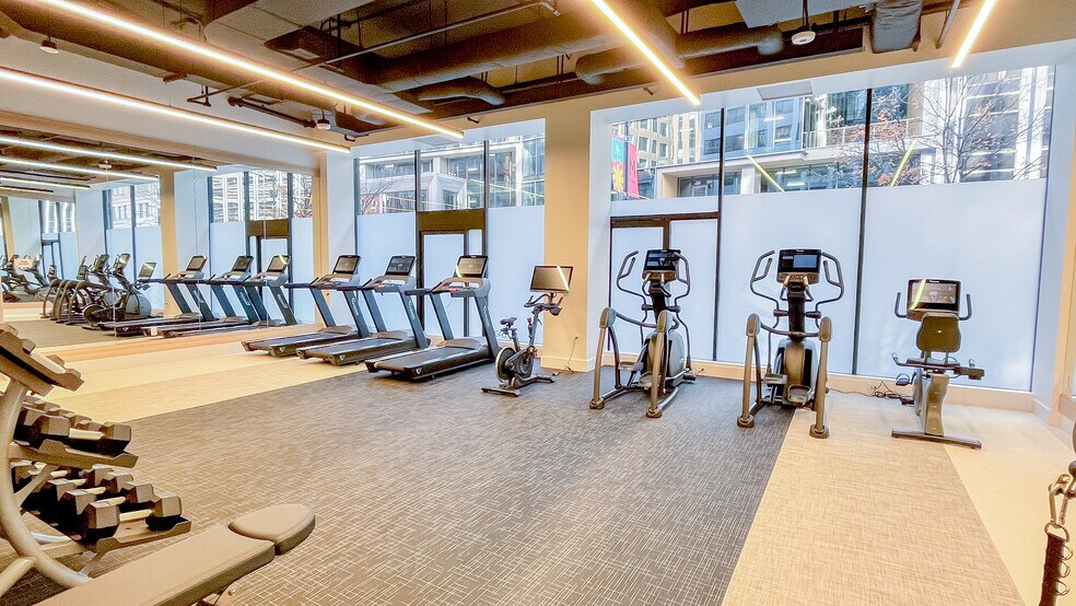 More Photos Of 1730 Rhode Island Ave NW, Washington Office For Lease