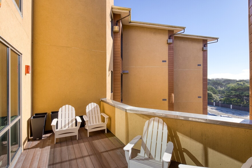 More Photos Of 3535 Wawona St, San Francisco Apartments For Sale