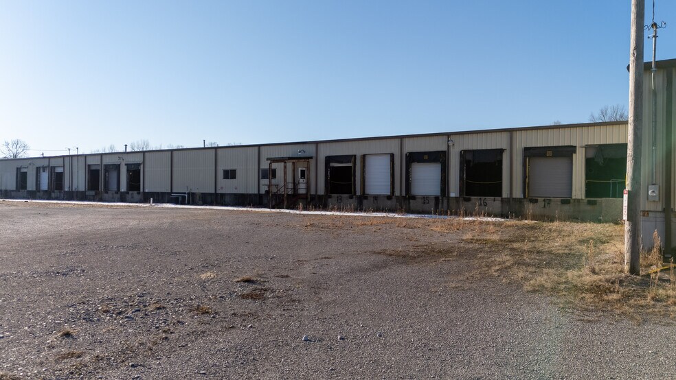 More Photos Of 1139 County Road 67, Myrtle Distribution For Sale