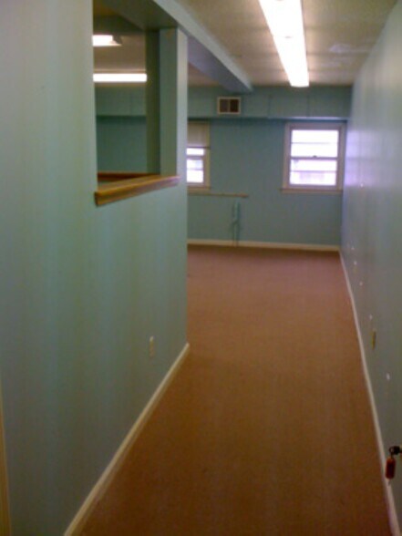 More Photos Of 464 Ocean Ave, New London Office For Sale