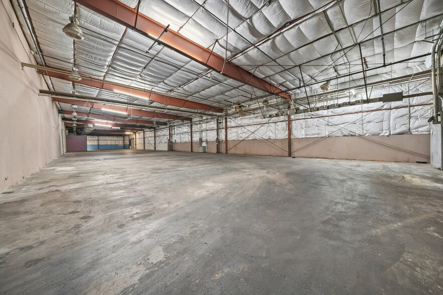 More Photos Of 3230 Riverside Ave, Paso Robles Manufacturing For Lease