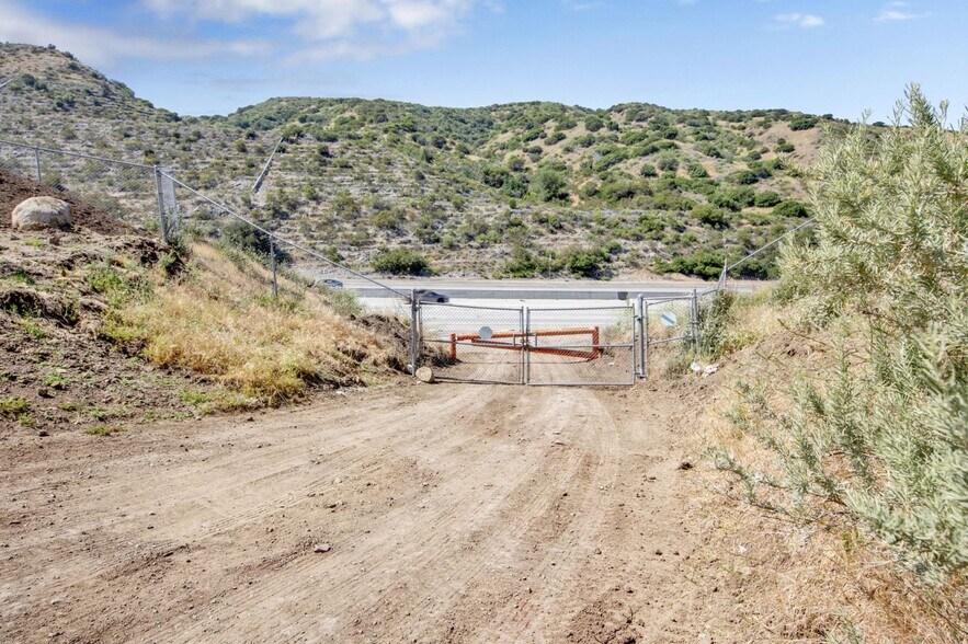 More Photos Of 10200 Willow Springs Lane, Sunland Land For Sale