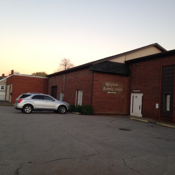 More Photos Of 4001 Preston Hwy, Louisville Freestanding For Lease