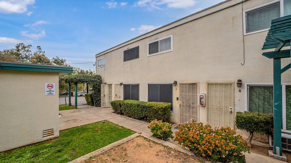 More Photos Of 7425 Waite Dr, La Mesa Apartments For Sale
