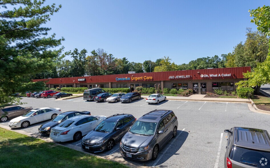 More Photos Of 6656 Dobbin Rd, Columbia Unknown For Lease